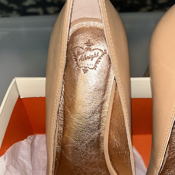 Anthropologie Ms Albright tan heels - Picture 6 of 14